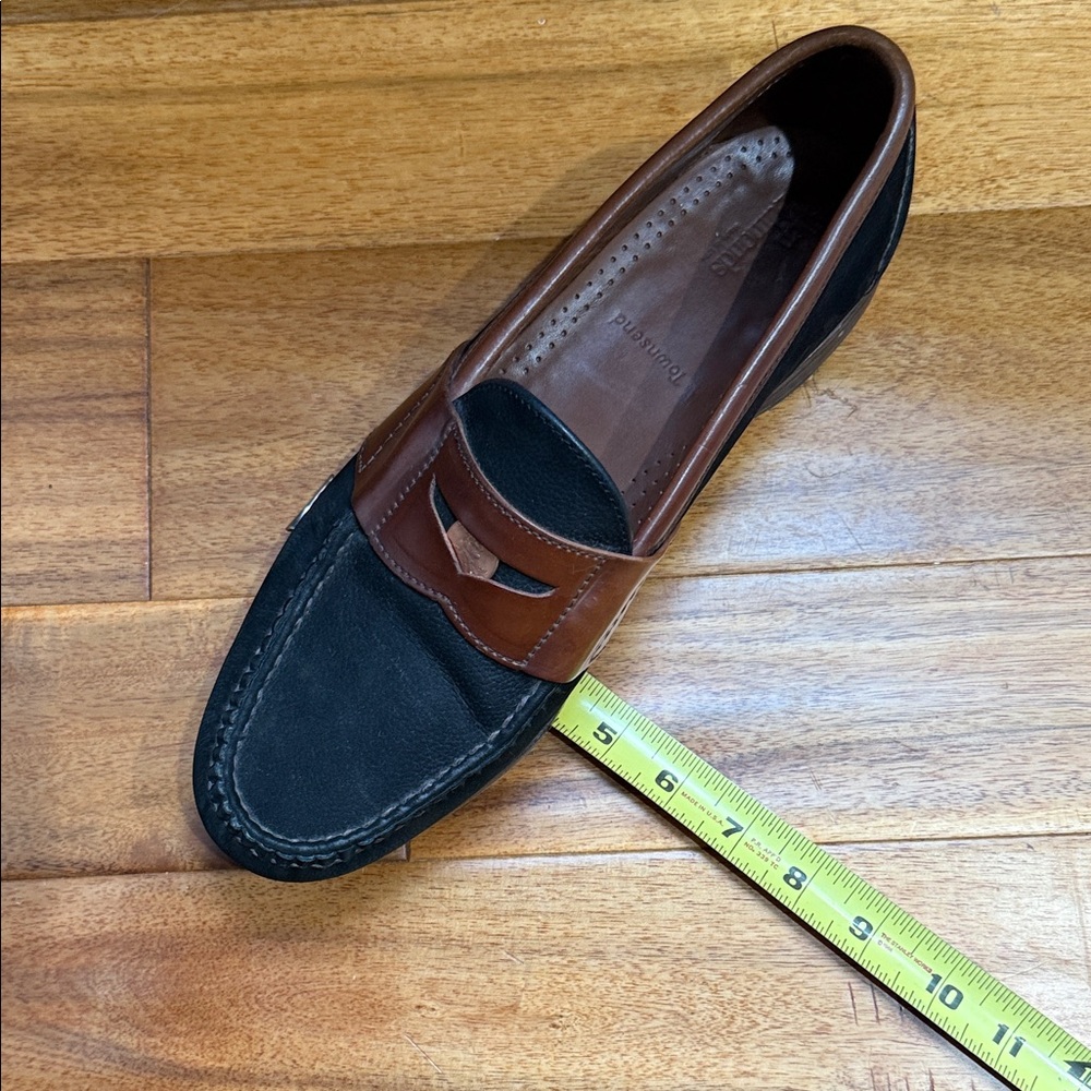 Allen Edmonds Townsend Penny Loafers - Picture 16 of 16